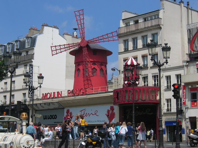 Pariisi - Moulin Rouge